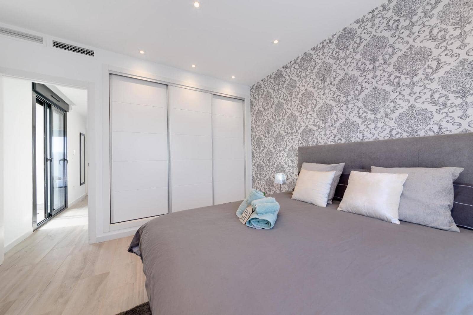 3 Zimmer Villa zu verkaufen in Orihuela Costa mit Pool - 470.000 € (Ref: 9578953)