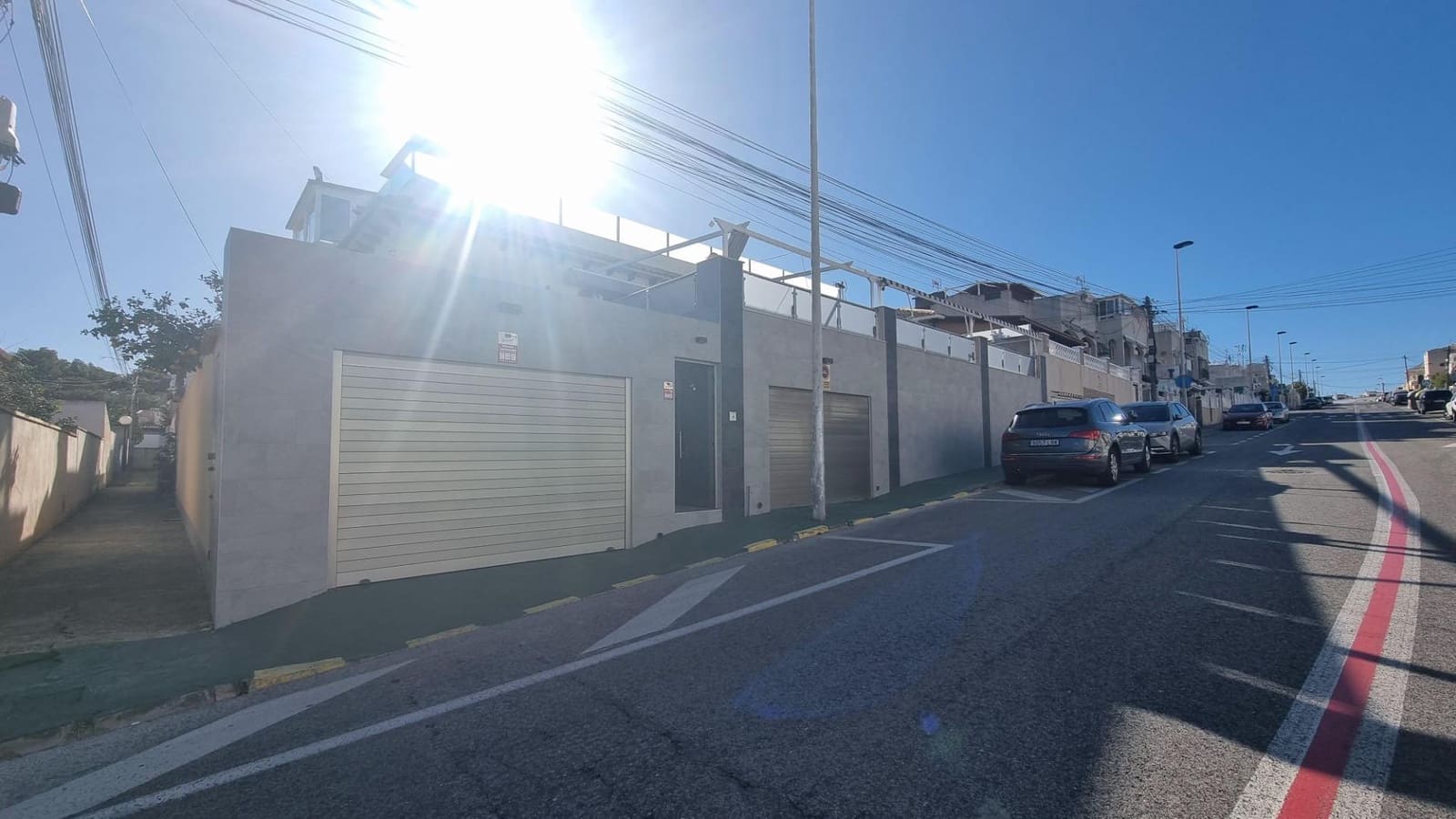 5 makuuhuone Huvila myytävänä paikassa Los Balcones mukana uima-altaan 
autotalli - 499 000 € (Ref: 9578954)