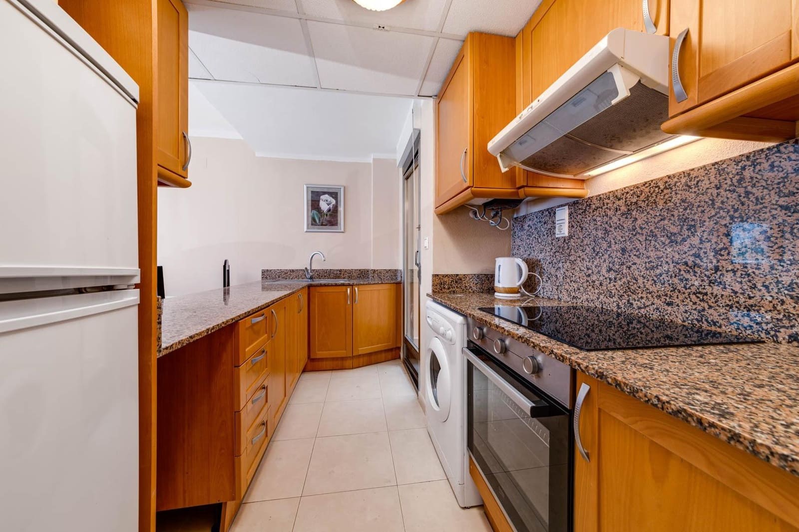 Studio à vendre à Torrevieja avec piscine - 121 900 € (Ref: 9601272)