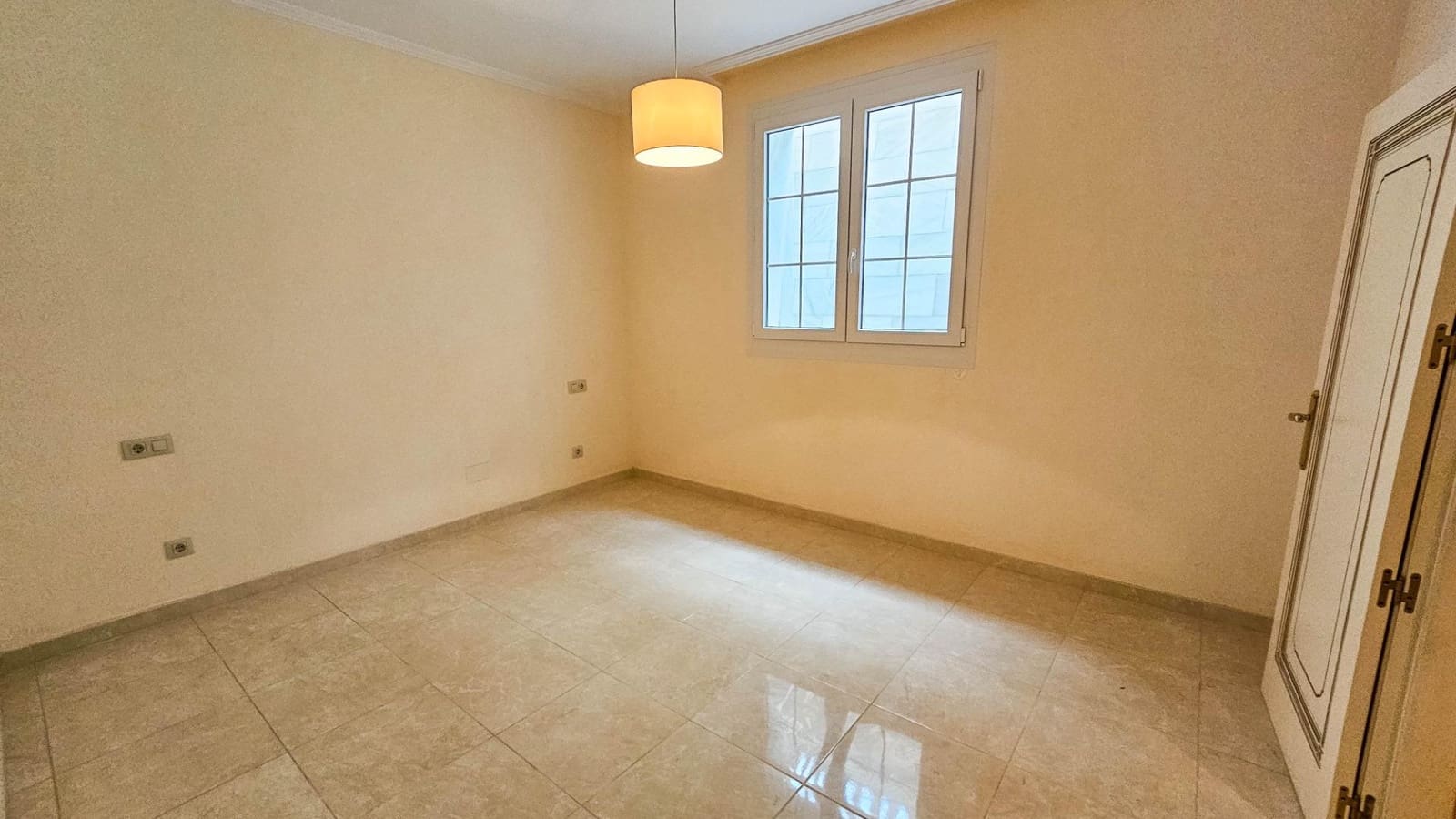 Chalet de 7 habitaciones en Cabo Roig en venta con piscina - 1.700.000 € (Ref: 9605208)