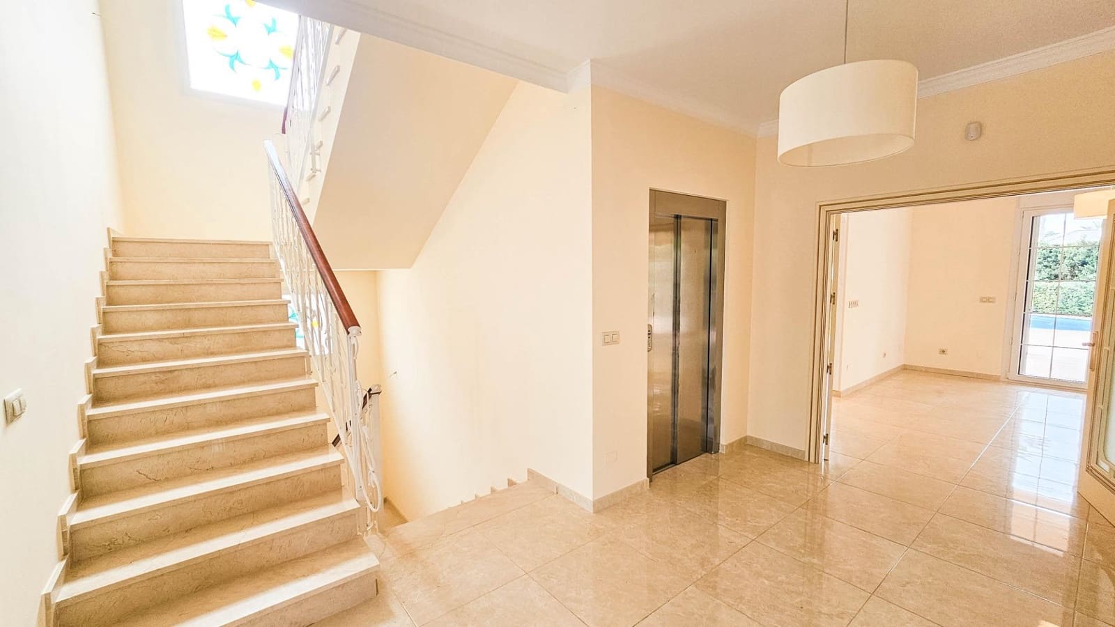 Chalet de 7 habitaciones en Cabo Roig en venta con piscina - 1.700.000 € (Ref: 9605208)