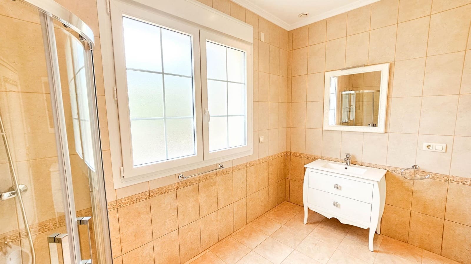 Chalet de 7 habitaciones en Cabo Roig en venta con piscina - 1.700.000 € (Ref: 9605208)