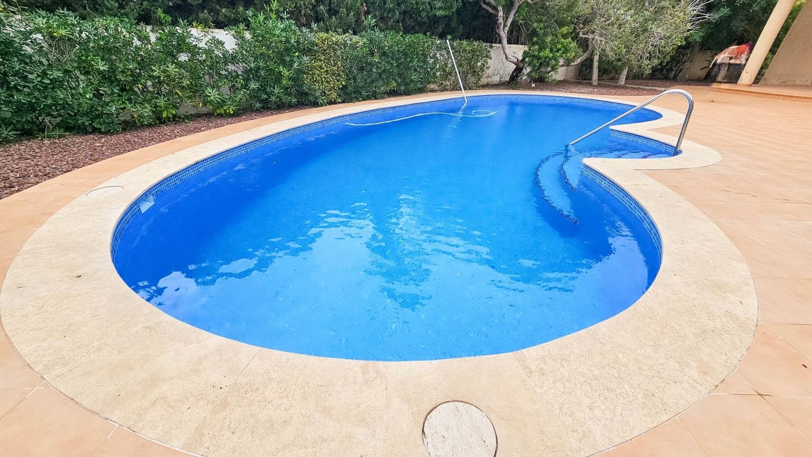 Chalet de 7 habitaciones en Cabo Roig en venta con piscina - 1.700.000 € (Ref: 9605208)