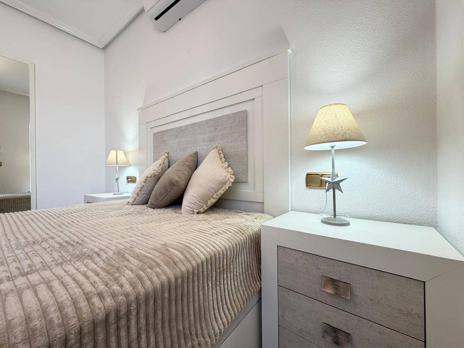 2 makuuhuone Rivitalo myytävänä paikassa Filipinas mukana uima-altaan - 225 000 € (Ref: 9608260)