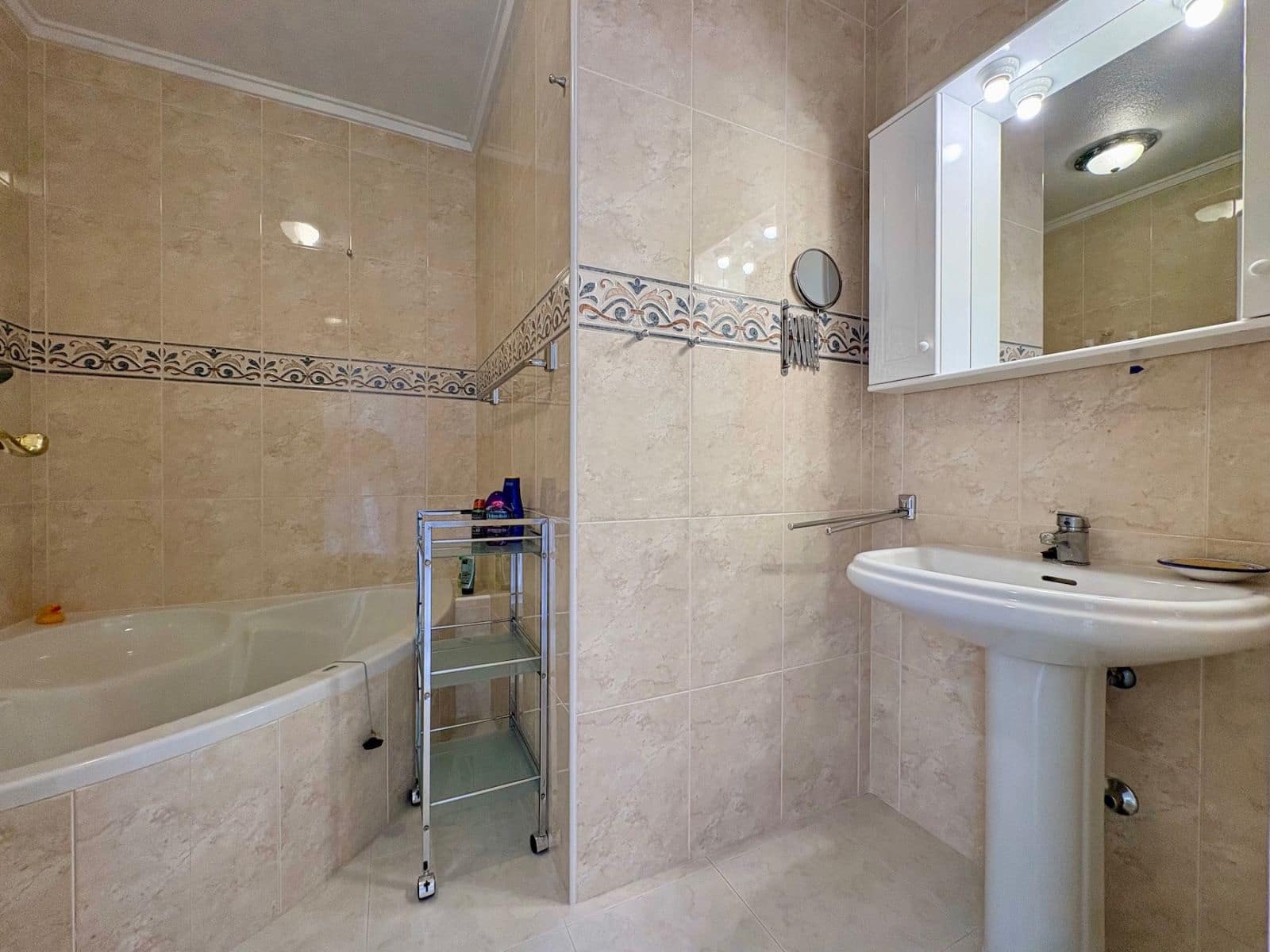 2 soverom Rekkehus til salgs i Rojales med svømmebasseng - € 165 000 (Ref: 9608264)