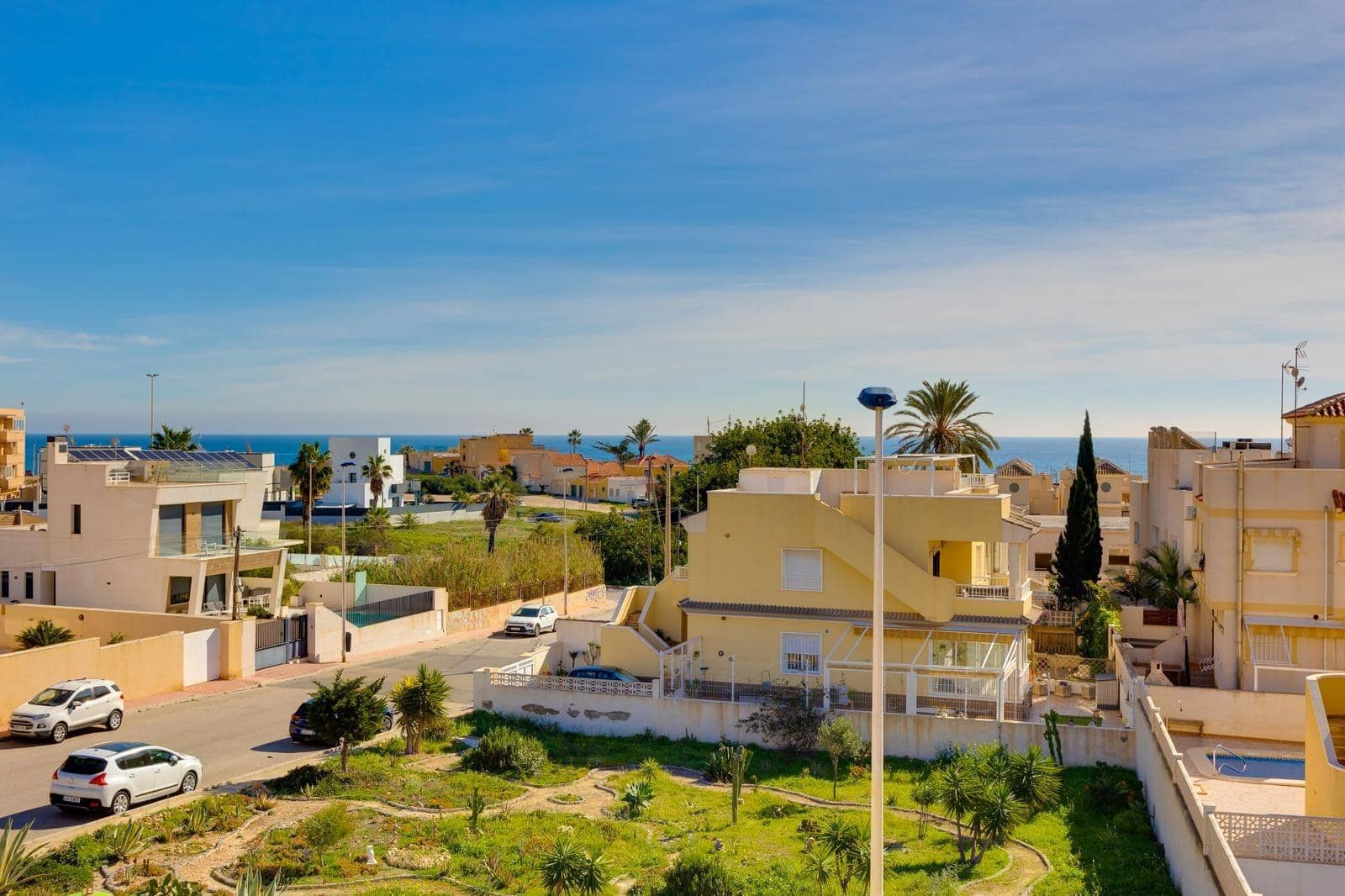 2 soveværelse Rækkehus til salg i Torrevieja - € 265.000 (Ref: 9616082)