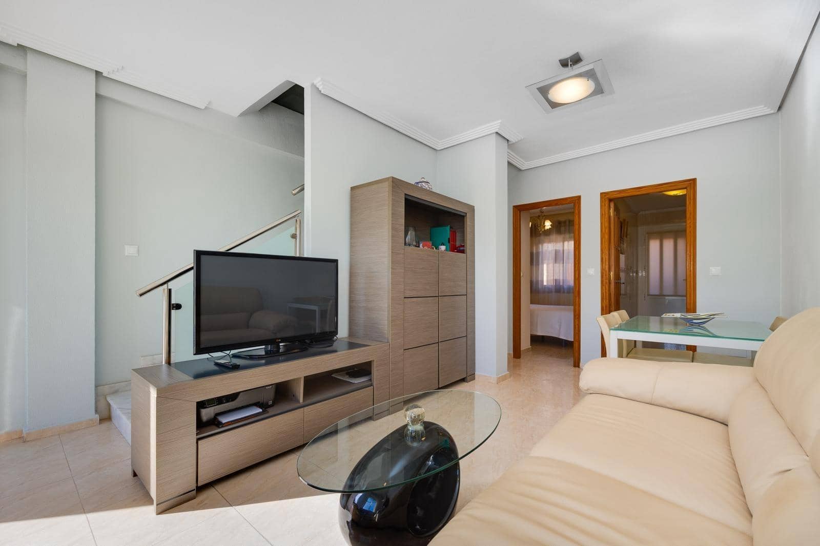 Adosado de 2 habitaciones en Torrevieja en venta - 259.900 € (Ref: 9616082)