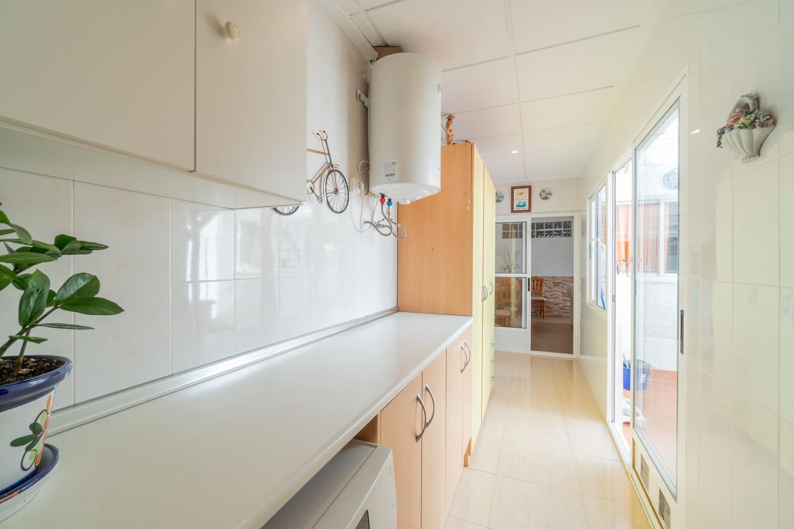 5 makuuhuone Rivitalo myytävänä paikassa San Miguel de Salinas mukana uima-altaan 
autotalli - 249 000 € (Ref: 9619512)