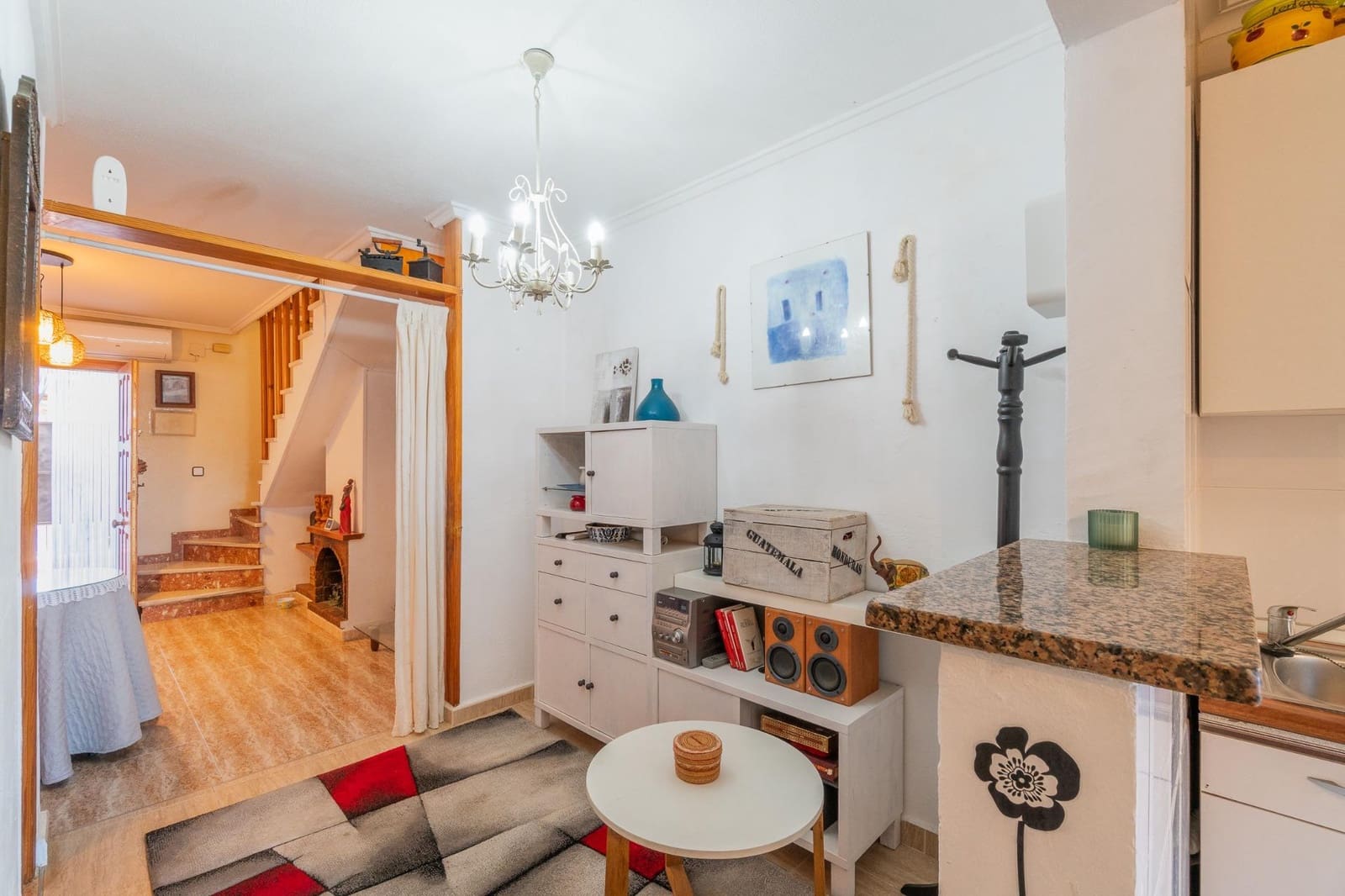 2 bedroom Townhouse for sale in Torrevieja with pool - € 159,900 (Ref: 9619517)