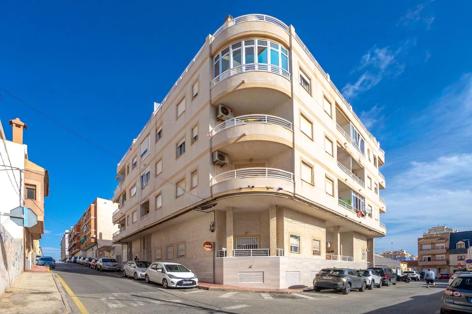 1 camera da letto Attico in vendita in Torrevieja - 119.000 € (Rif: 9621835)