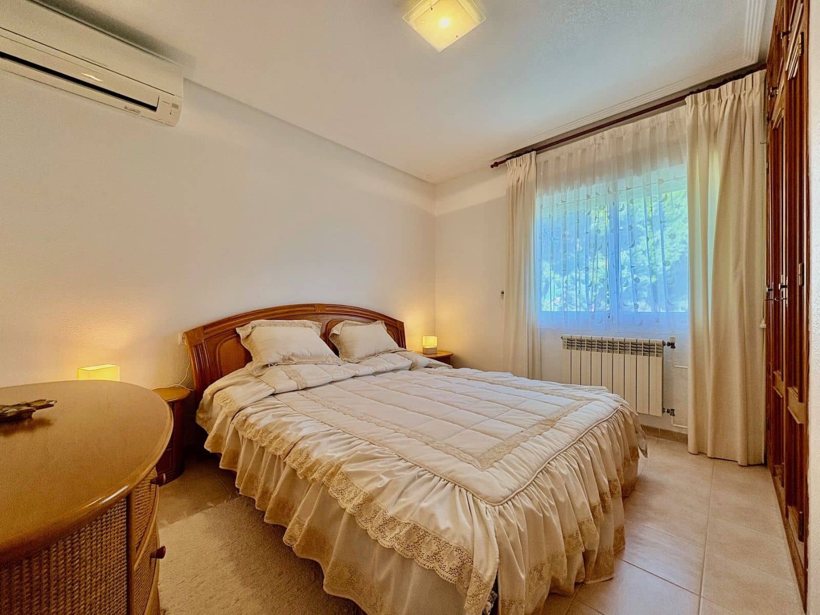 Chalet de 2 habitaciones en Villamartin en venta con piscina - 245.000 € (Ref: 9621838)