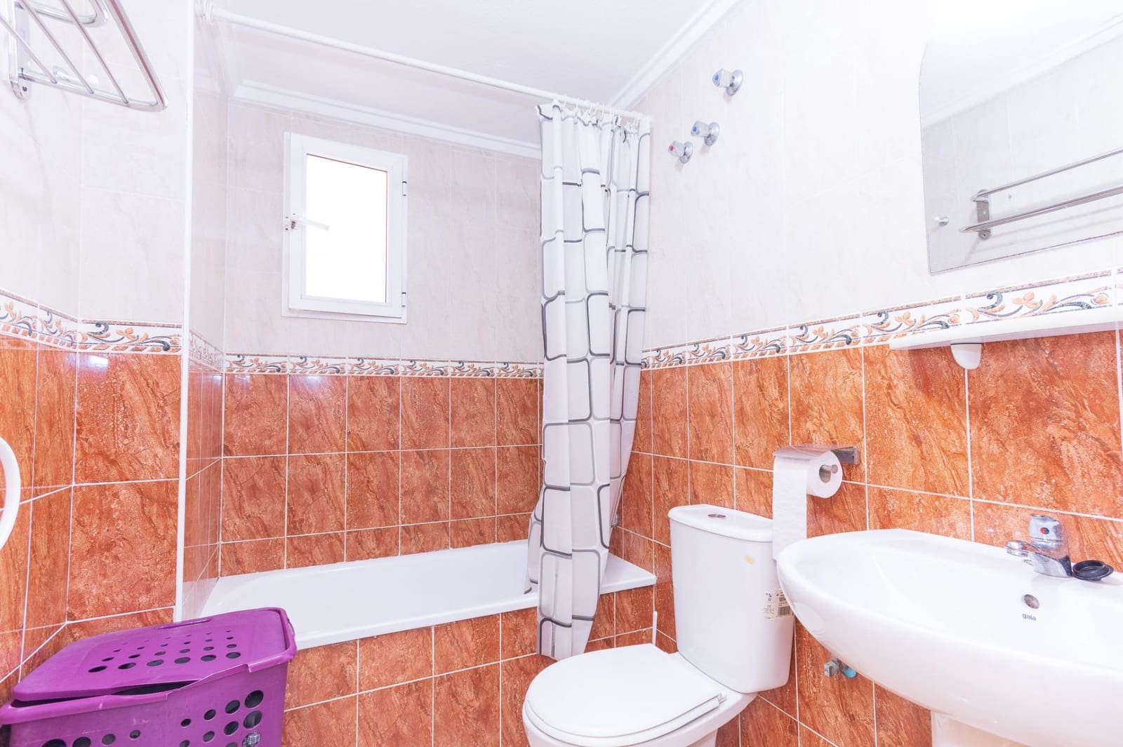 2 sypialnia Apartament do wynajęcia w Torrevieja z basenem - 650 € (Ref: 9622423)