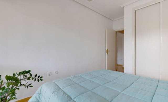 2 bedroom Apartment for sale in Aguamarina, Orihuela with pool garage - € 229,000 (Ref: 9622424)