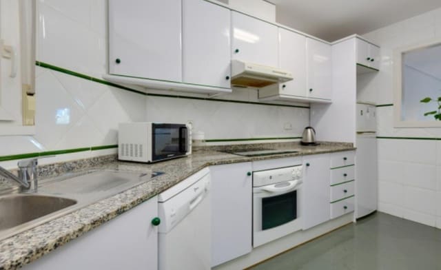 2 bedroom Apartment for sale in Aguamarina, Orihuela with pool garage - € 229,000 (Ref: 9622424)