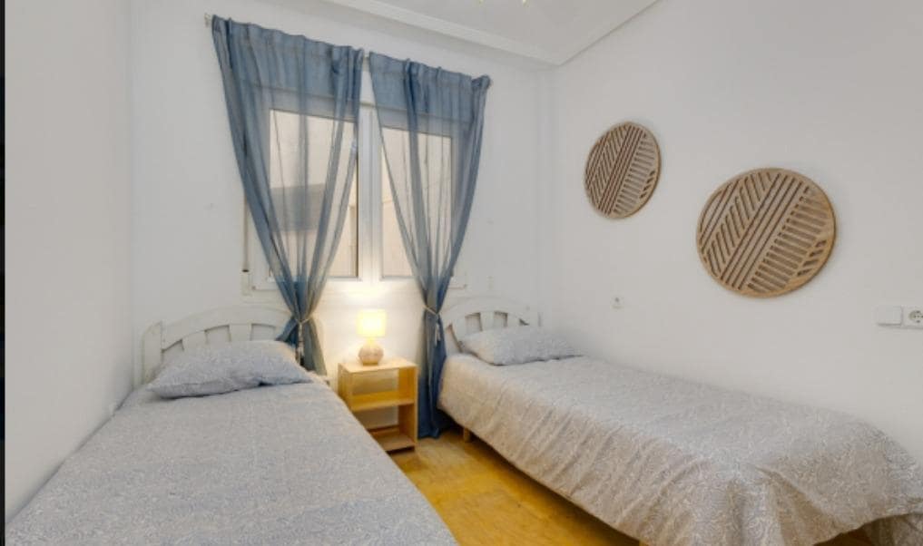 2 bedroom Apartment for sale in Orihuela Costa with pool garage - € 229,000 (Ref: 9622424)