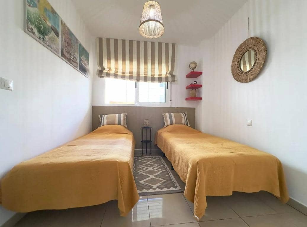 2 sypialnia Apartament na sprzedaż w Playa Flamenca z basenem - 249 000 € (Ref: 9622427)