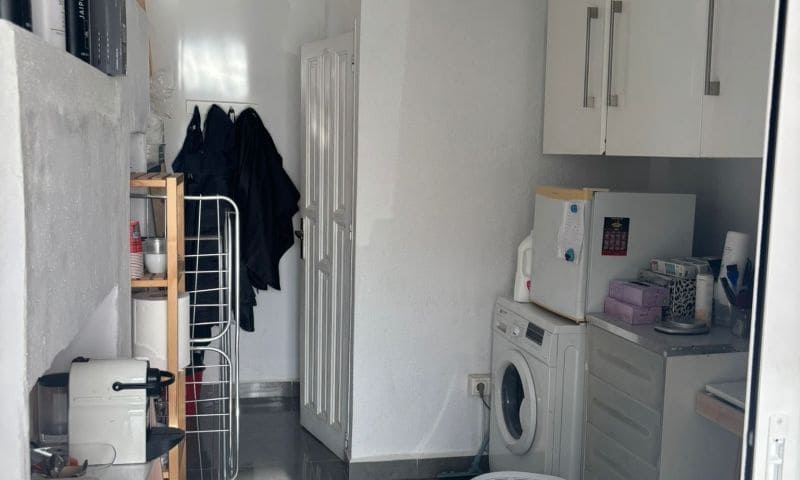 2 soverom Kommersiell til salgs i Orihuela Costa - € 299 995 (Ref: 9637800)