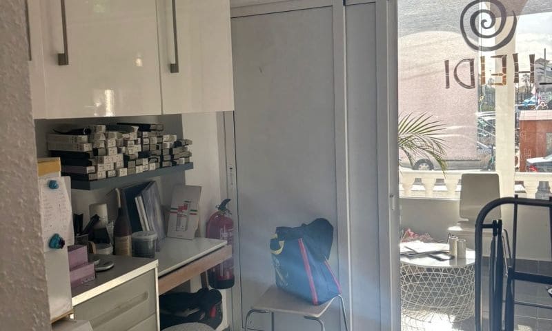 2 soverom Kommersiell til salgs i Orihuela Costa - € 299 995 (Ref: 9637800)