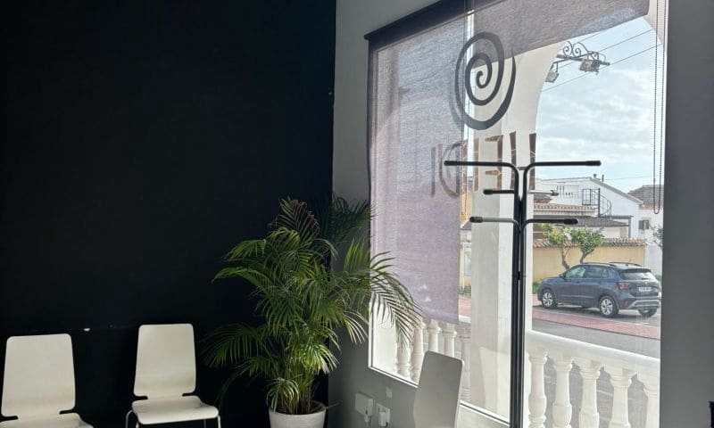 2 soverom Kommersiell til salgs i Orihuela Costa - € 299 995 (Ref: 9637800)