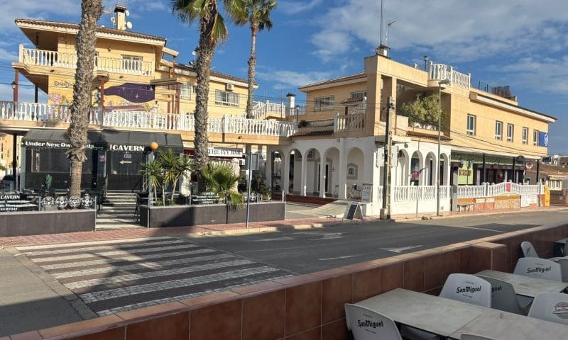 2 soverom Kommersiell til salgs i Orihuela Costa - € 299 995 (Ref: 9637800)