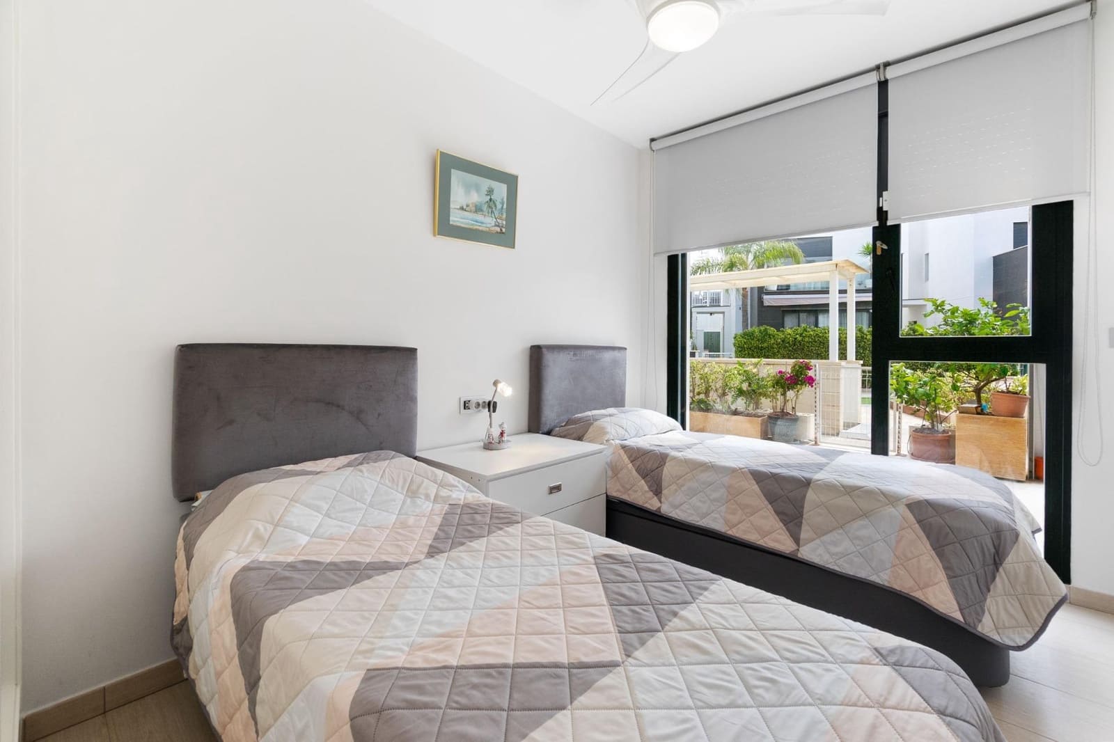 3 Zimmer Bungalow zu verkaufen in Punta Prima mit Pool - 299.000 € (Ref: 9639558)