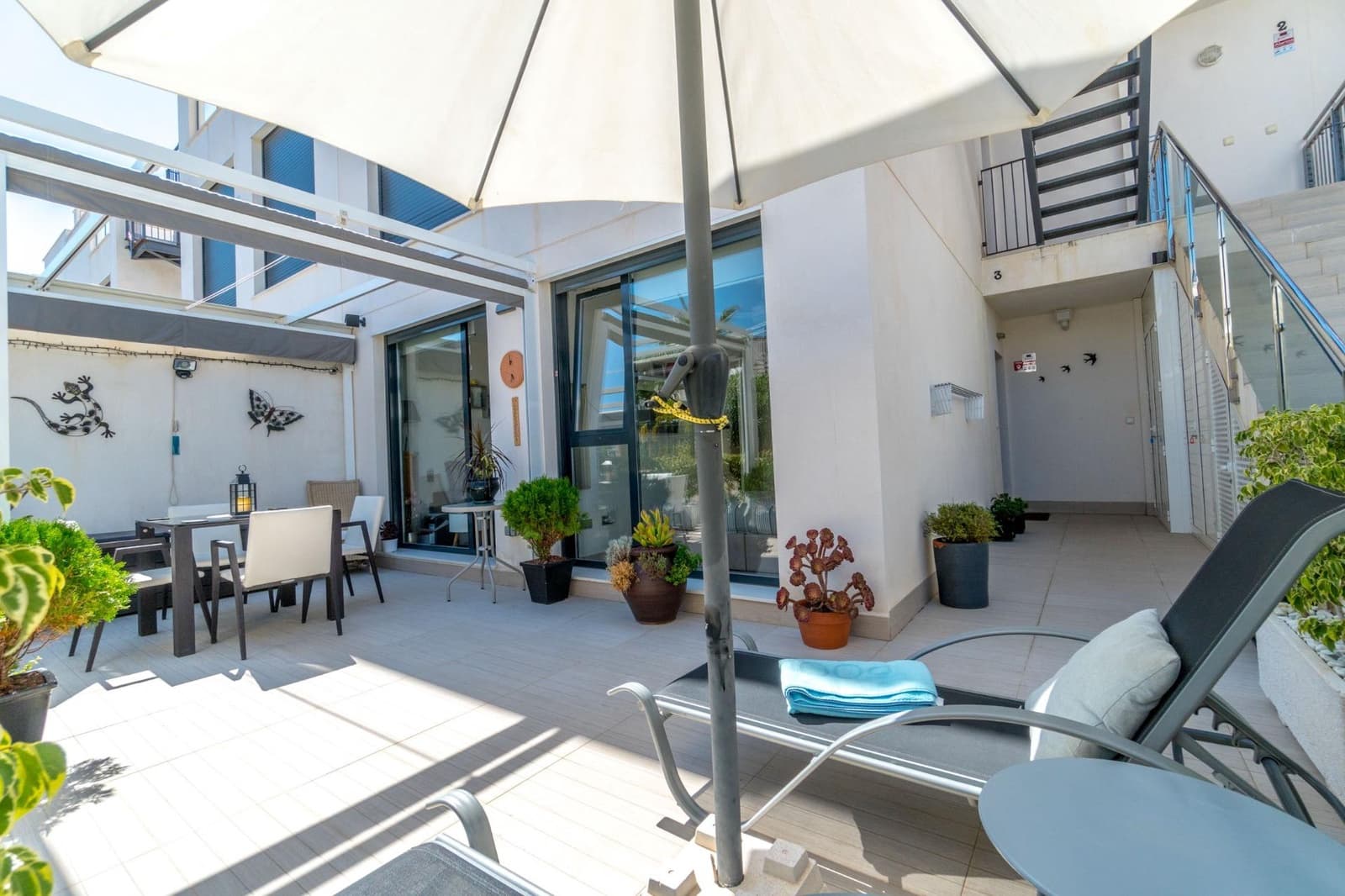 3 Zimmer Bungalow zu verkaufen in Punta Prima mit Pool - 299.000 € (Ref: 9639558)