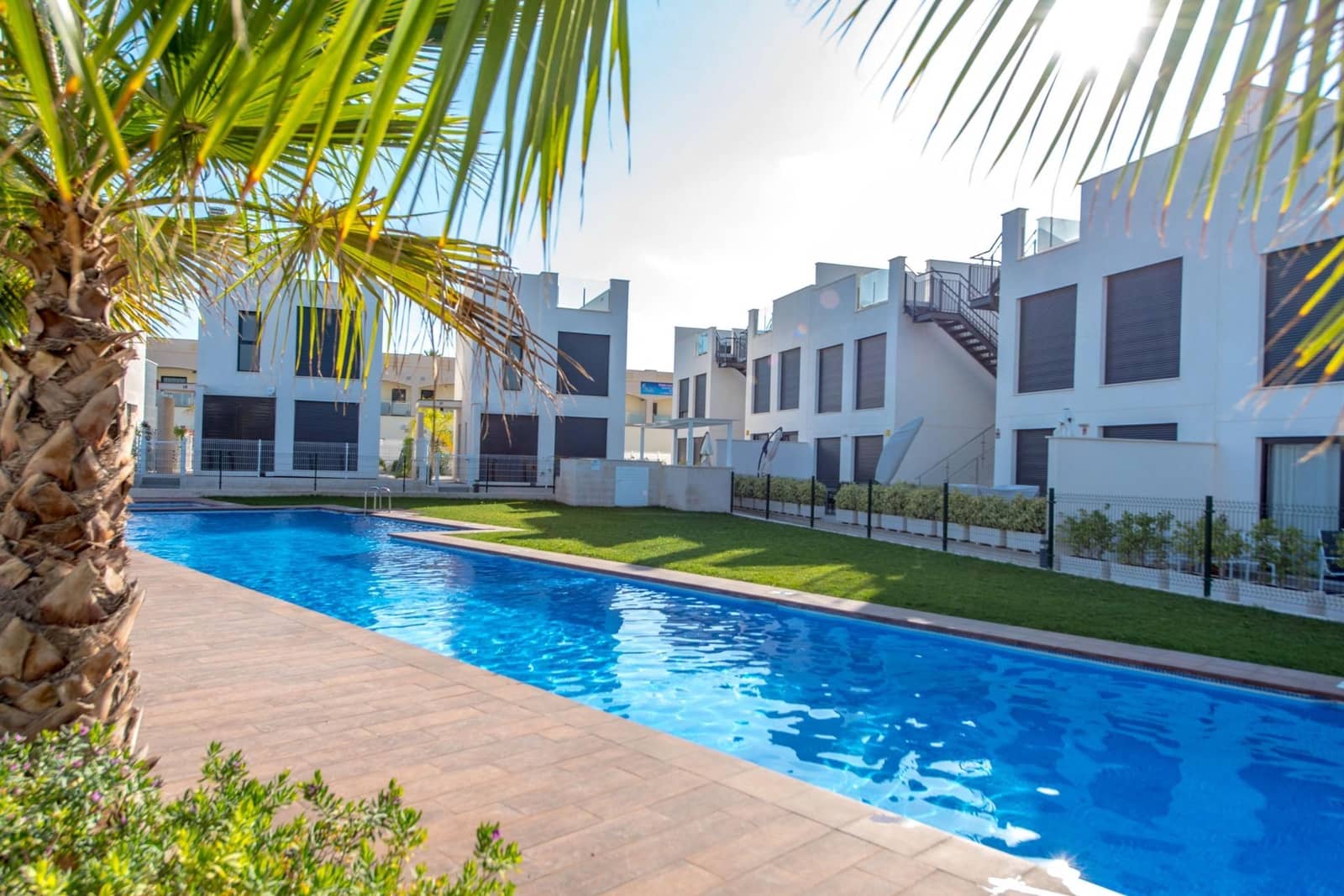 3 Zimmer Bungalow zu verkaufen in Punta Prima mit Pool - 299.000 € (Ref: 9639558)