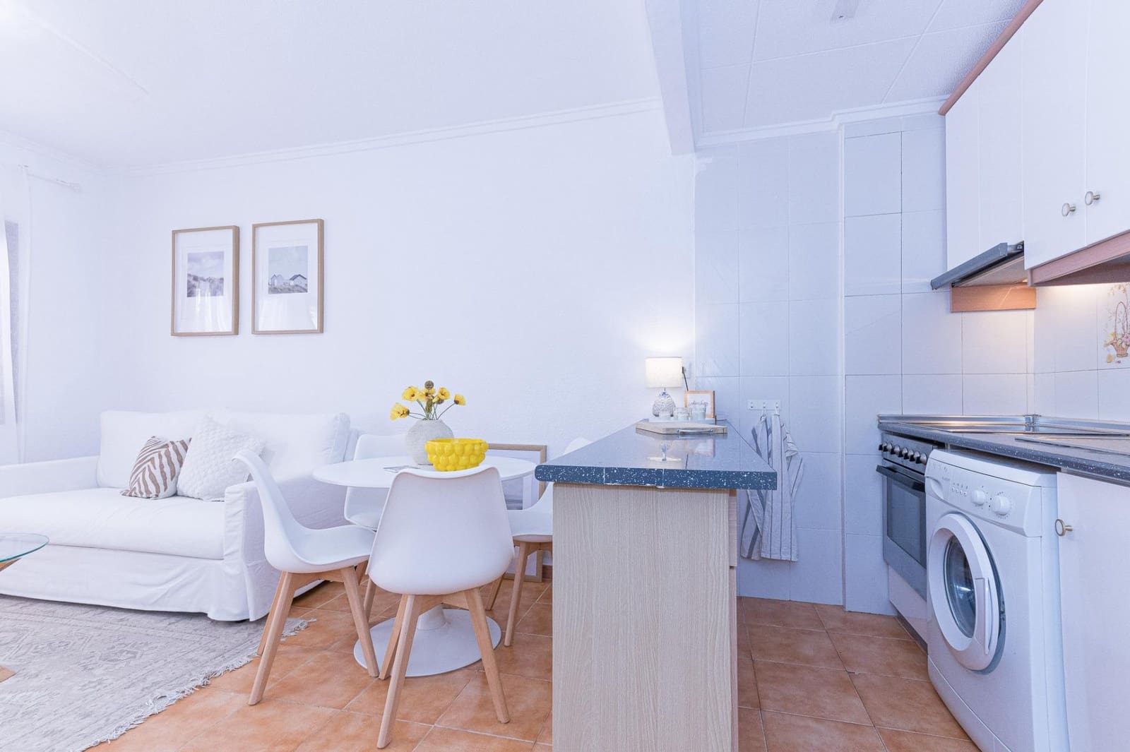 1 slaapkamer Bungalow voor vakantieverhuur in Torrevieja met zwembad - € 680 (Ref: 9648389)