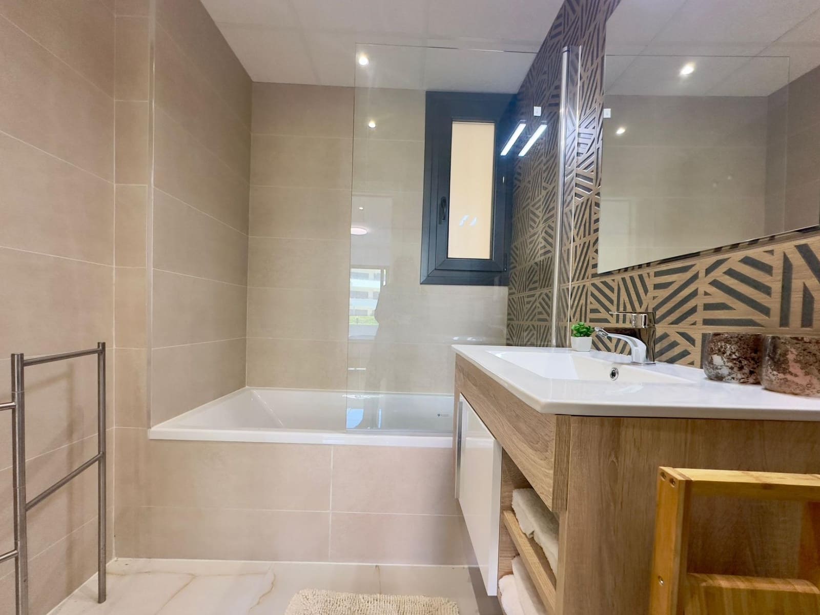 3 slaapkamer Appartement te koop in Orihuela Costa met zwembad garage - € 589.900 (Ref: 9656294)