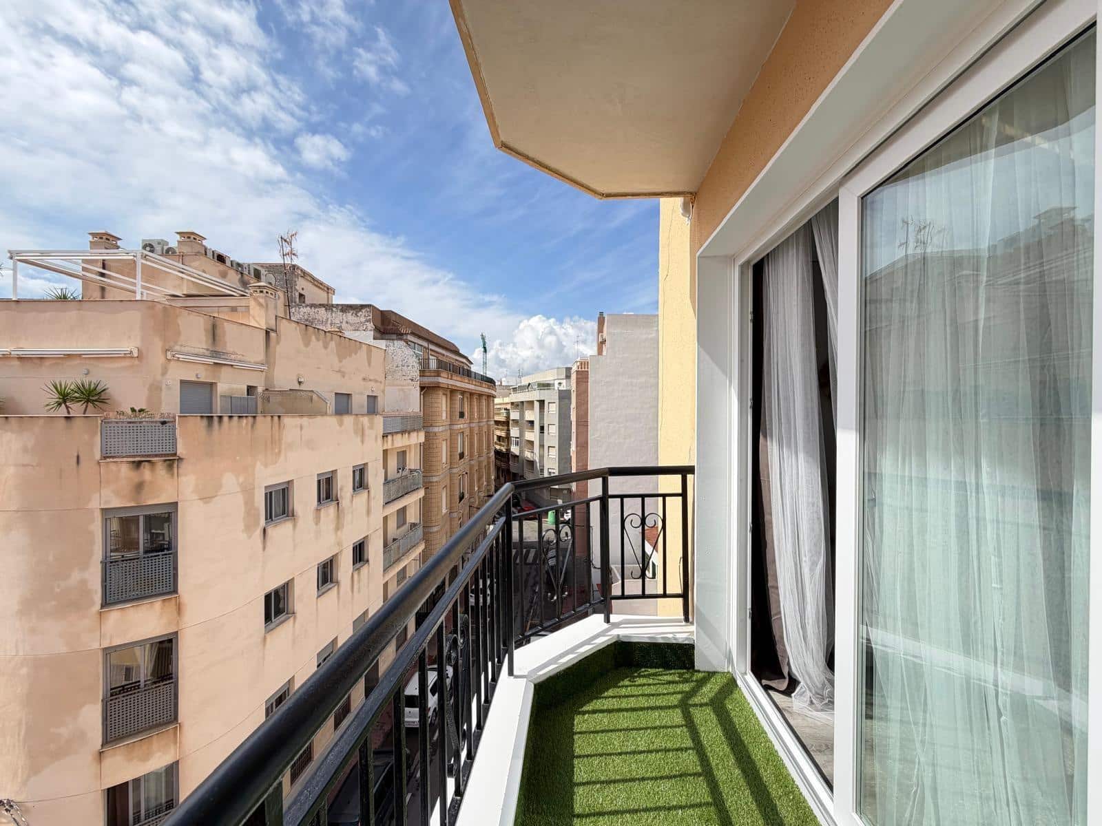 2 slaapkamer Appartement te koop in Torrevieja - € 199.900 (Ref: 9659628)