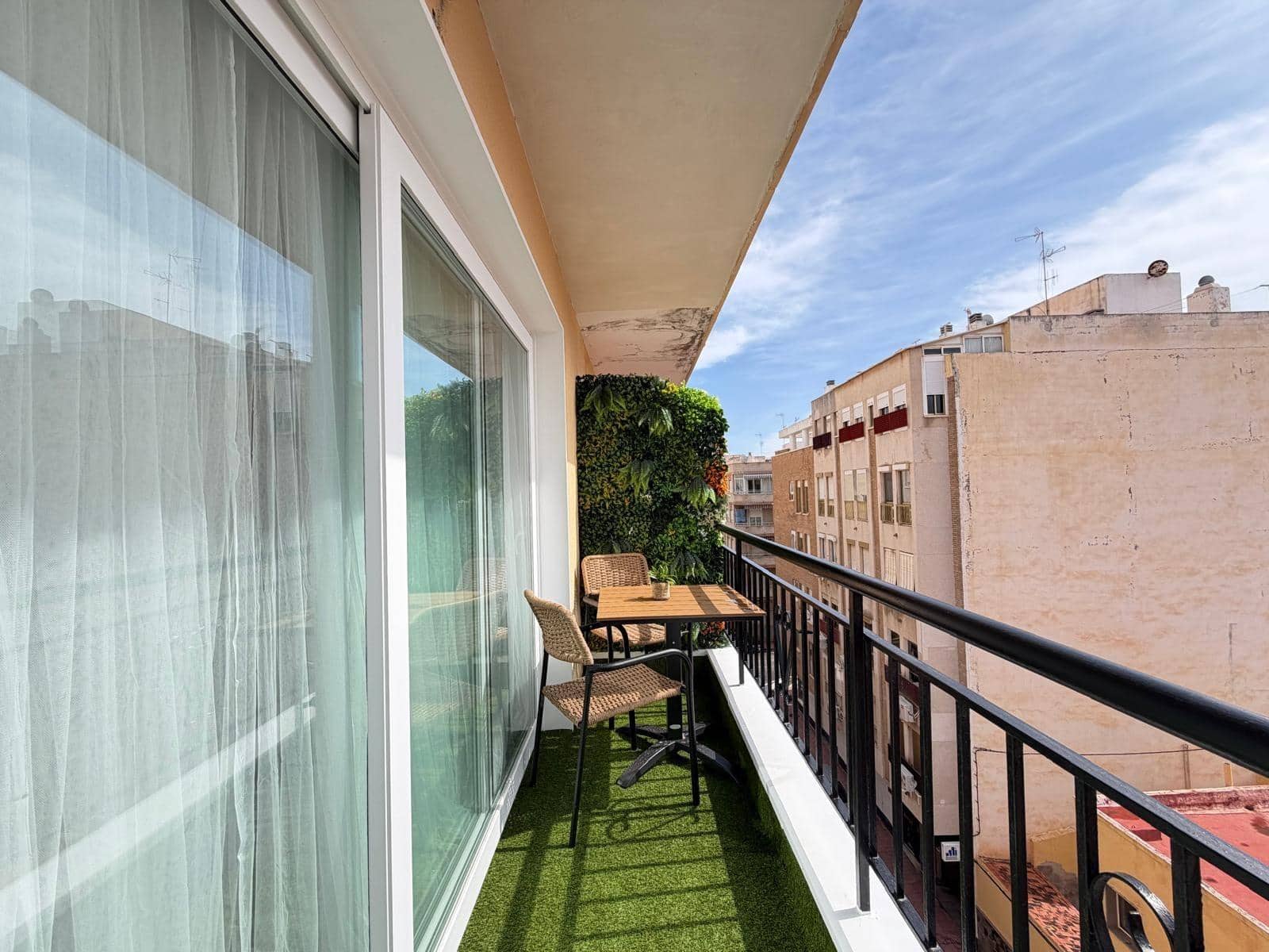 2 slaapkamer Appartement te koop in Torrevieja - € 199.900 (Ref: 9659628)