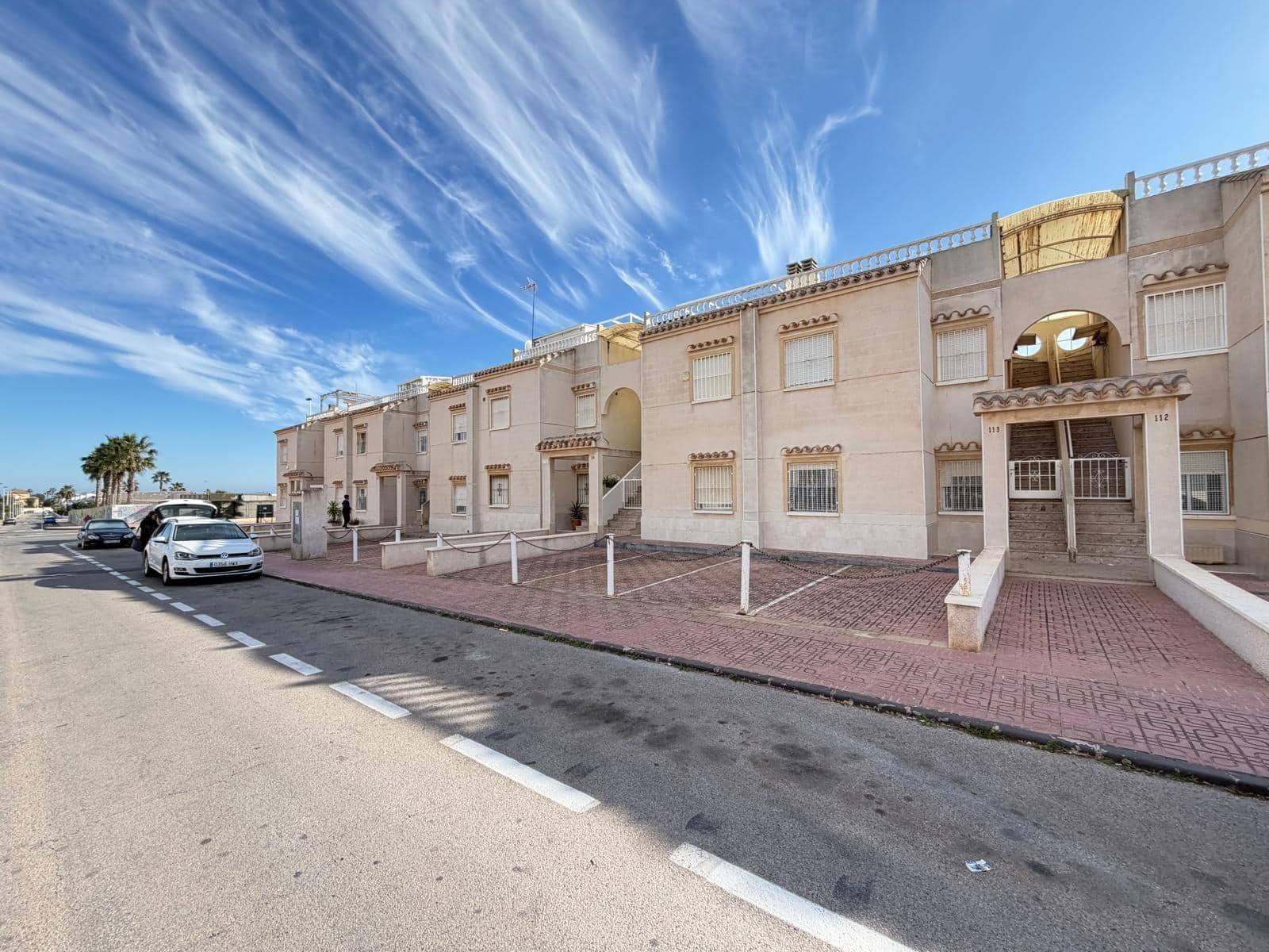 Bungalow de 2 habitaciones en Aguas Nuevas en venta con piscina - 164.900 € (Ref: 9659629)