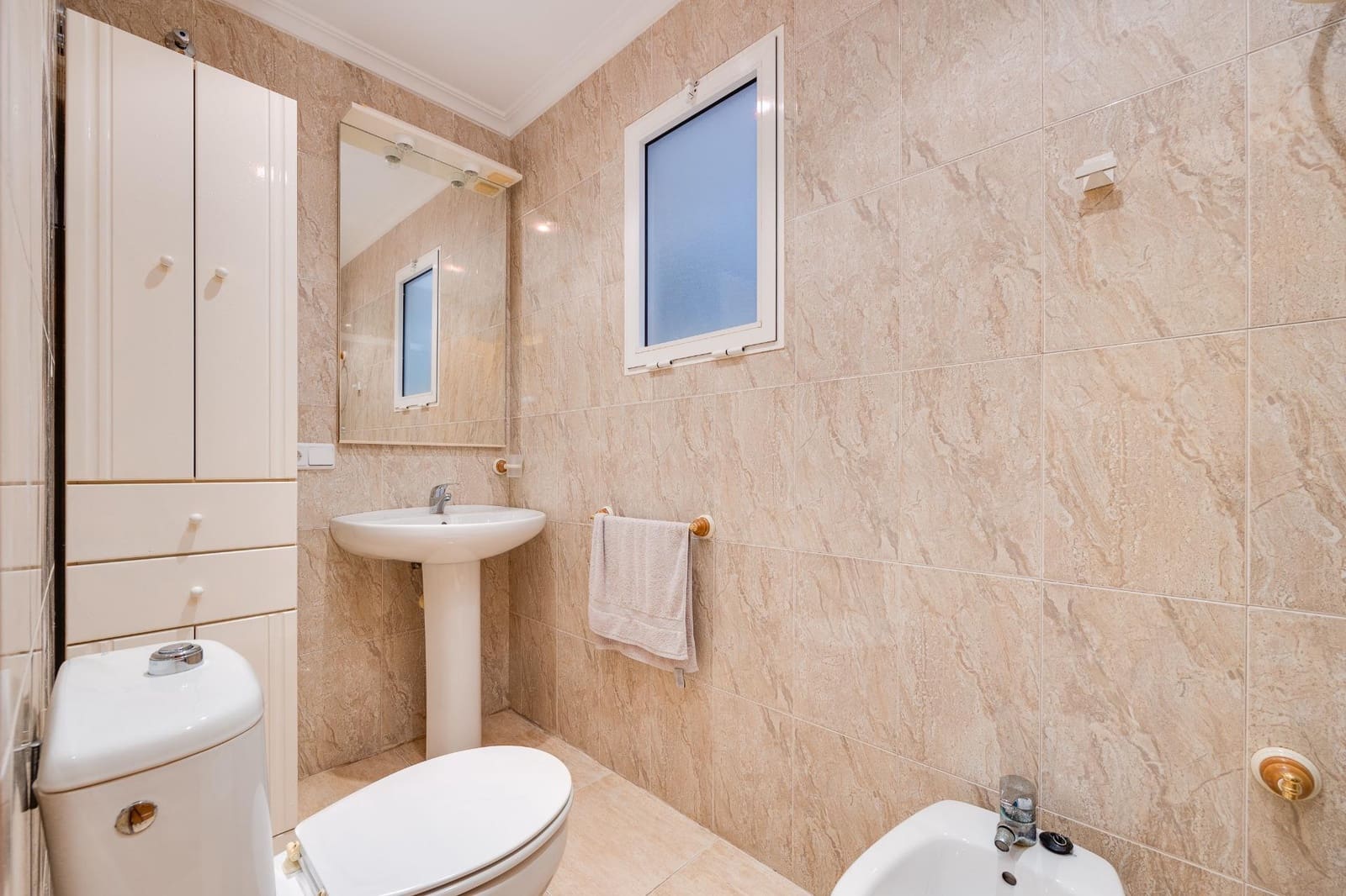 2 sypialnia Apartament na sprzedaż w Torrevieja z garażem - 198 000 € (Ref: 9670923)