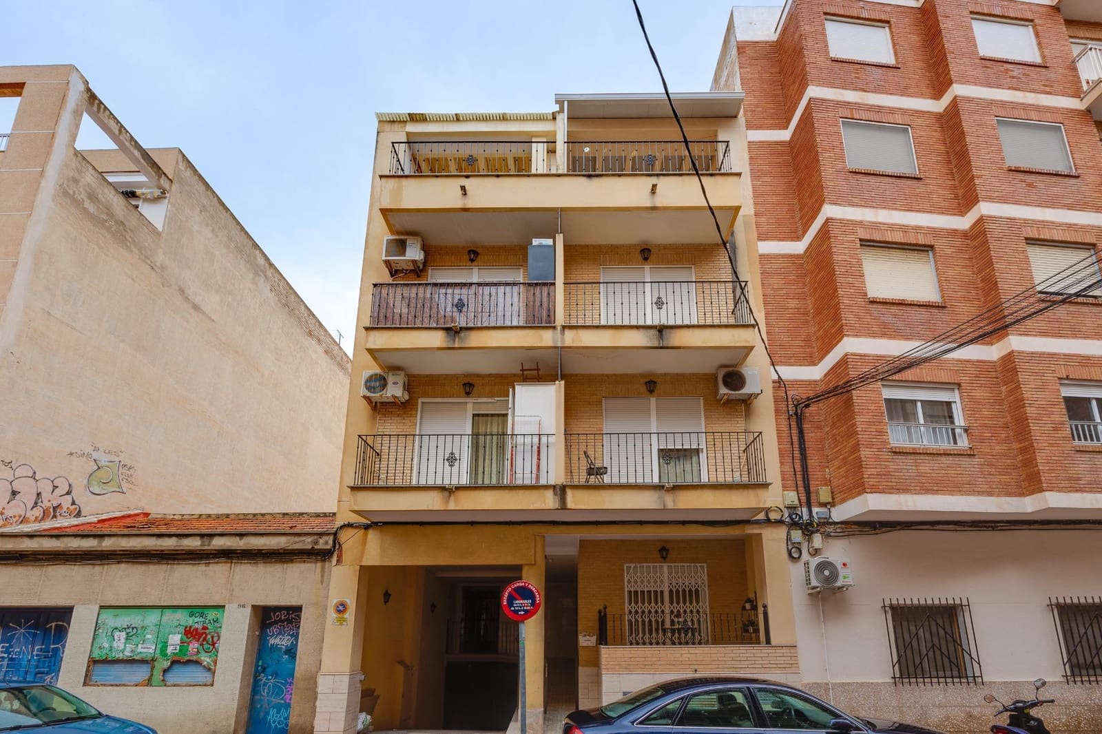 2 sypialnia Apartament na sprzedaż w Torrevieja z garażem - 198 000 € (Ref: 9670923)