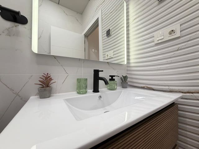 2 chambre Appartement à vendre à Torrevieja - 169 900 € (Ref: 9674492)