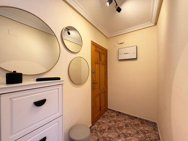 2 bedroom Apartment for sale in Playa de los Locos, Torrevieja - € 174,900 (Ref: 9674493)