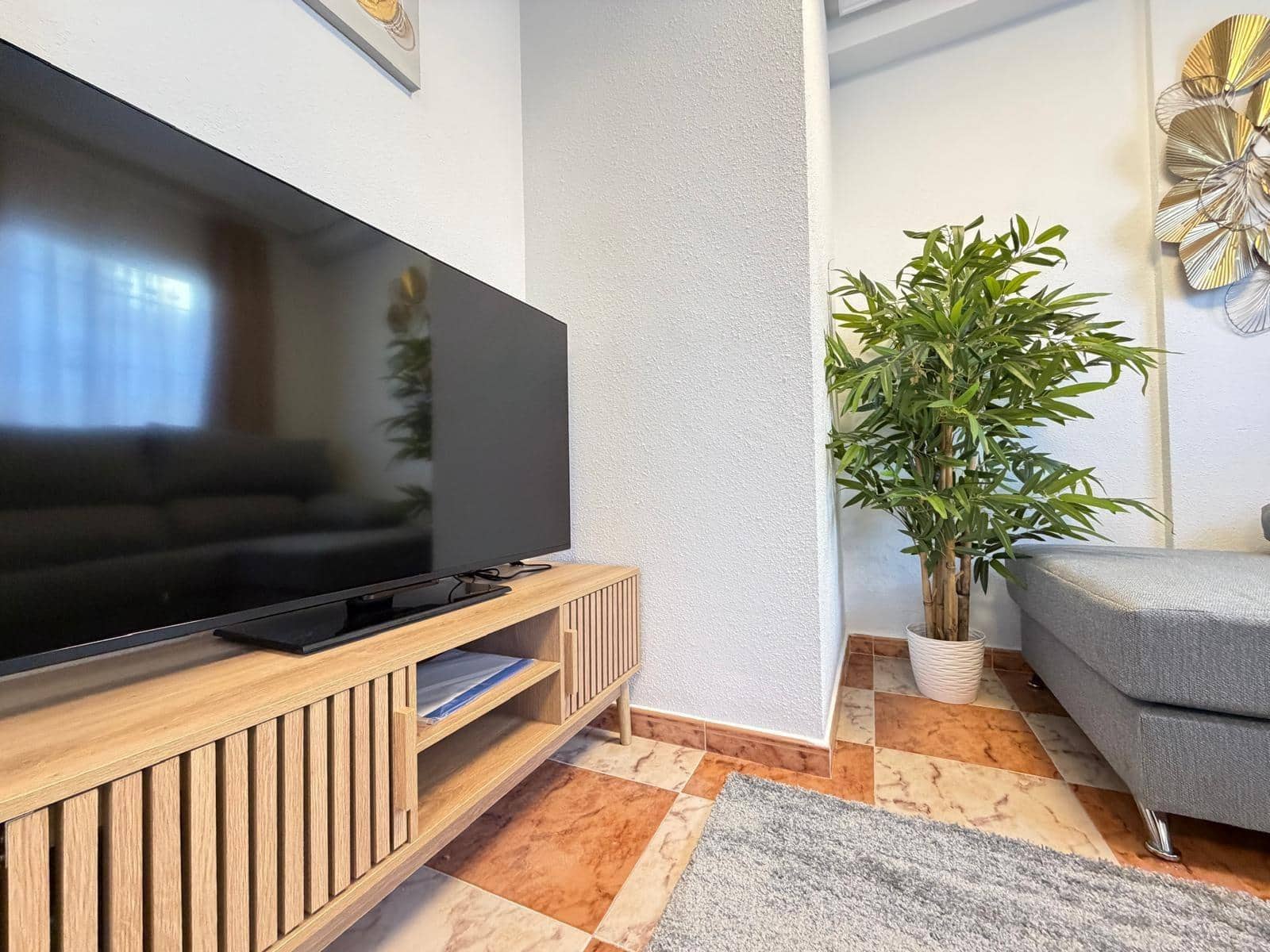 2 soveværelse Rækkehus til salg i Filipinas med swimmingpool garage - € 225.000 (Ref: 9674494)