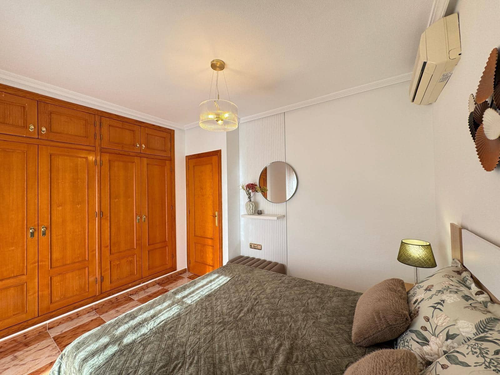 2 sovrum Radhus till salu i Orihuela Costa med pool - 229 900 € (Ref: 9674495)