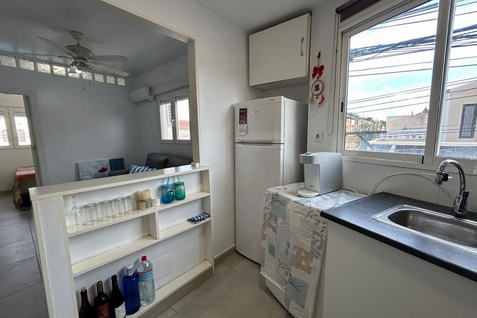 Studio na sprzedaż w Torrevieja z basenem - 95 000 € (Ref: 9683558)