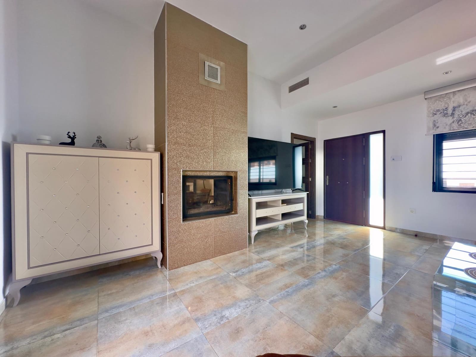 4 quarto Moradia para venda em Torre de la Horadada com piscina - 595 000 € (Ref: 9683559)