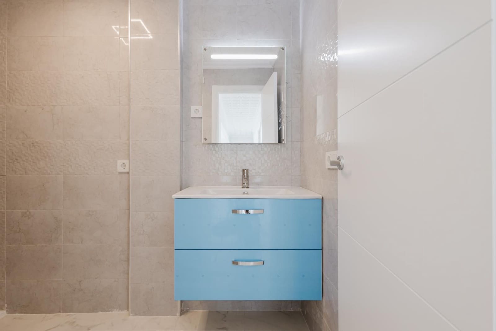 3 sypialnia Apartament na sprzedaż w Torrevieja z basenem - 249 000 € (Ref: 9683560)