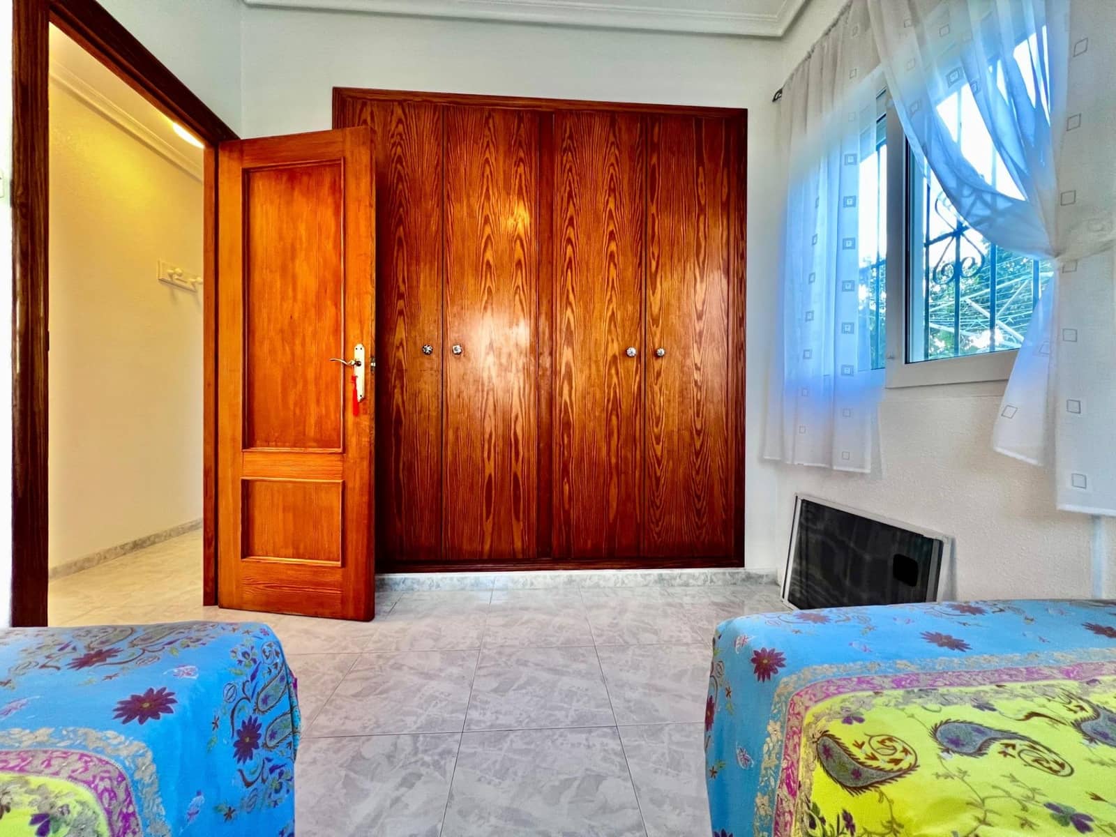 4 Zimmer Villa zu verkaufen in La Zenia mit Pool - 690.000 € (Ref: 9683562)