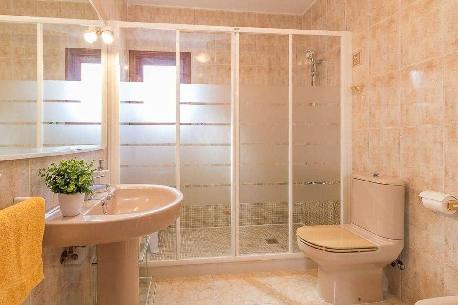 3 slaapkamer Rijtjeshuis te koop in La Zenia met zwembad - € 239.000 (Ref: 9691148)