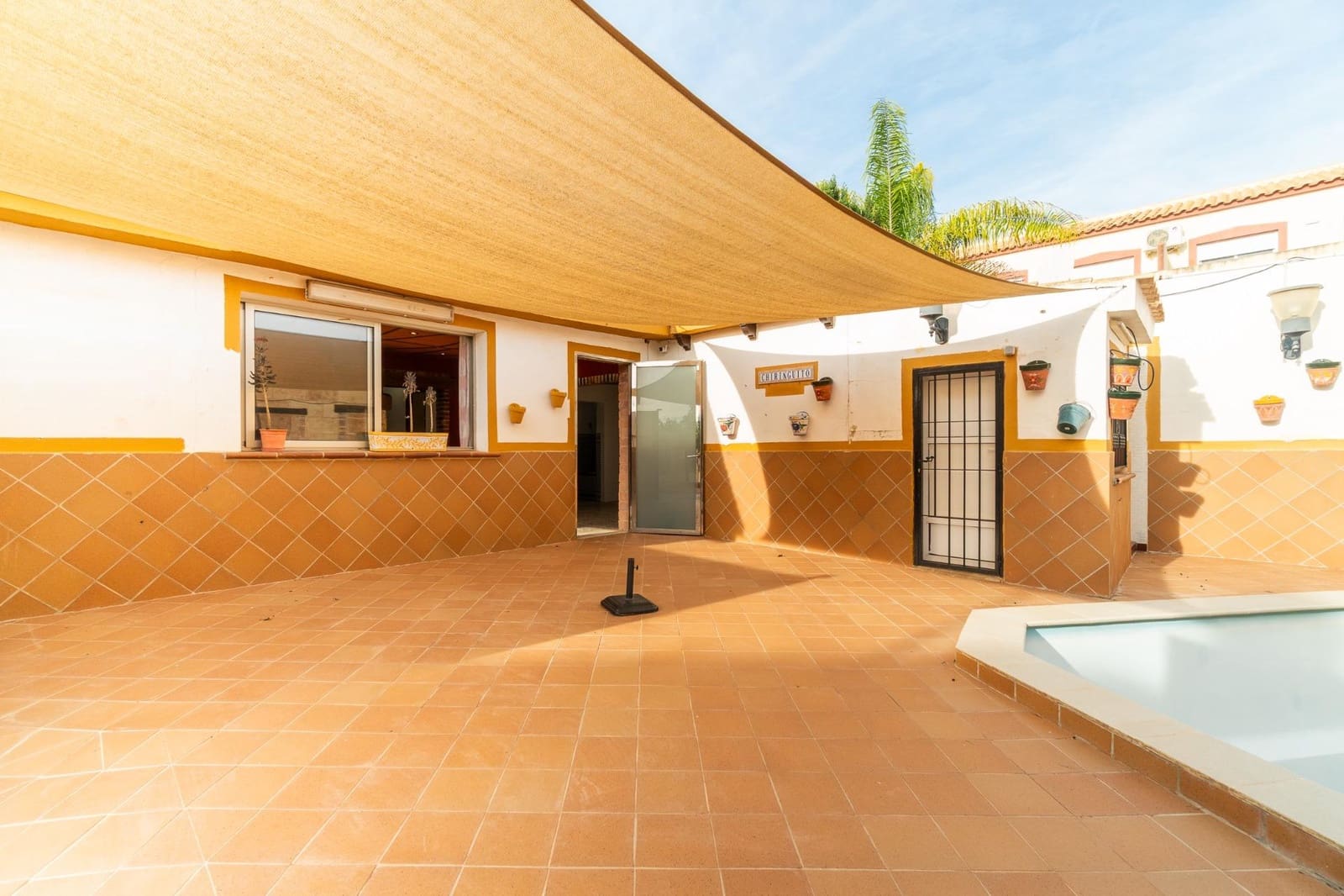 Chalet de 4 habitaciones en Los Altos en venta con piscina - 449.000 € (Ref: 9702129)