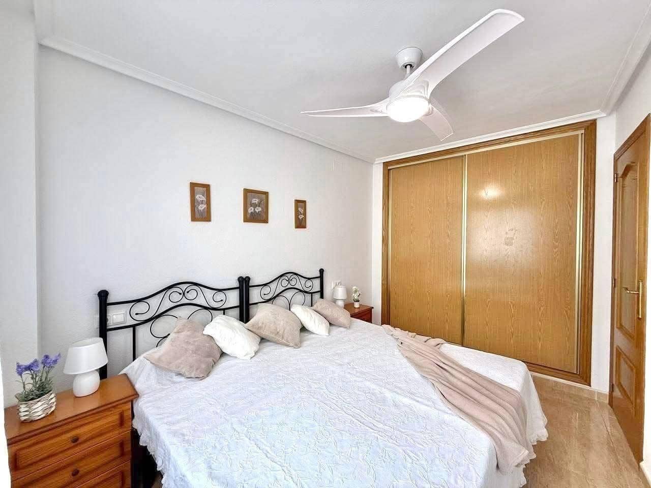 Apartamento de 1 habitación en Torrevieja en venta - 129.900 € (Ref: 9712201)