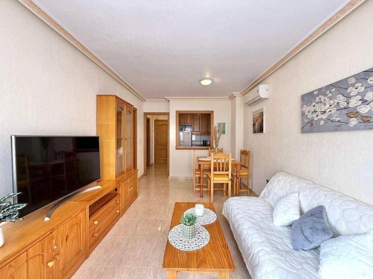 Apartamento de 1 habitación en Torrevieja en venta - 129.900 € (Ref: 9712201)
