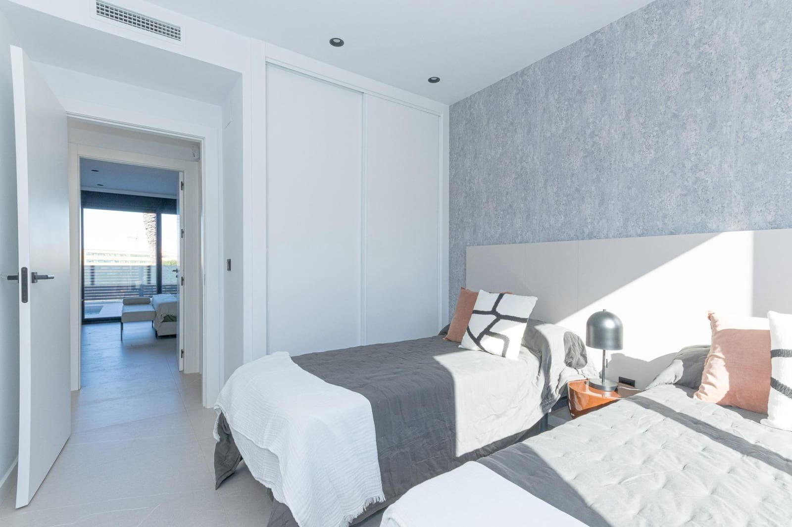 3 slaapkamer Villa te koop in Aguas Nuevas met zwembad garage - € 595.000 (Ref: 9712204)