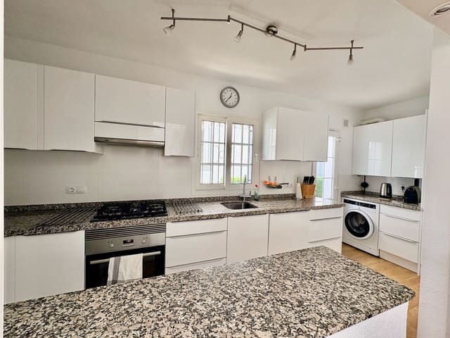 3 bedroom Villa for sale in Los Dolses, Orihuela with pool - € 289,000 (Ref: 9729371)