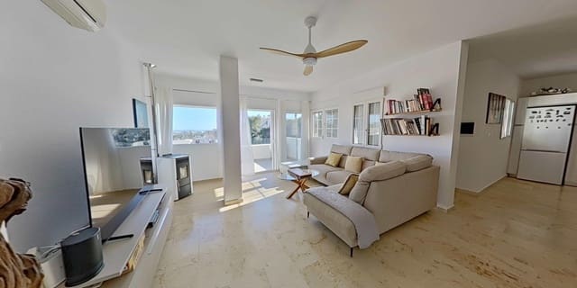 4 slaapkamer Villa te koop in Las Ramblas Golf, Orihuela met zwembad - € 499.000 (Ref: 9730279)