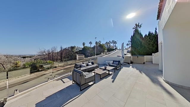 4 slaapkamer Villa te koop in Las Ramblas Golf, Orihuela met zwembad - € 499.000 (Ref: 9730279)